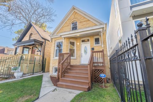 3503 Beach Ave, Chicago, IL 60651-2202