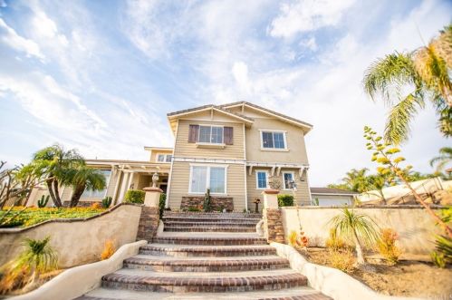 883 Harness Ln, Norco, CA 92860-3865