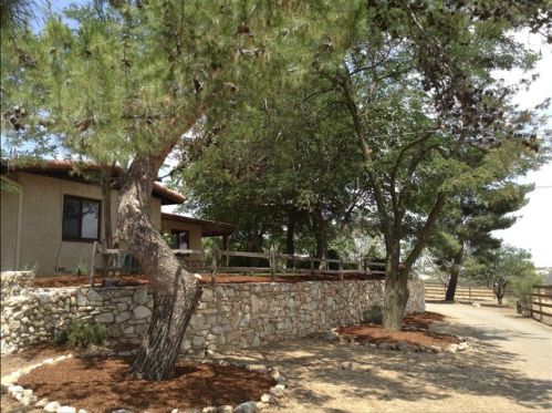 880 Tierra Del Sol Rd, Boulevard, CA 91905-9639