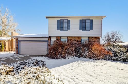 3594 Pitkin Cir, Aurora, CO 80013-3095
