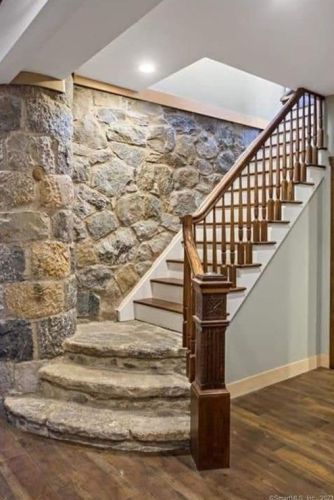 1428 Monroe Tpke, Upper Stepney CT  06468-1443 exterior