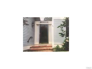 28 Lyon Farm Dr, Greenwich CT  06831-4348 exterior