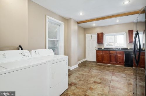 1142 22nd St, Philadelphia PA 19146-4209 exterior