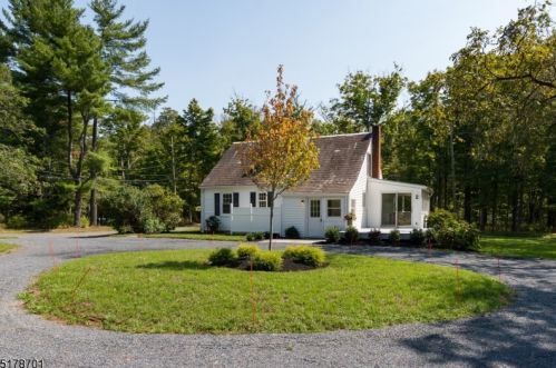 715 Cherry Valley Rd, Princeton NJ  08540-7920 exterior