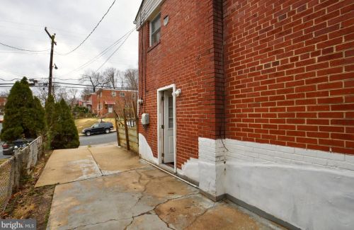 1110 Ruatan St, Silver Spring MD 20903-3319 exterior