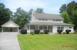 5531 Tara Rd, Waycross, GA 31503-6810