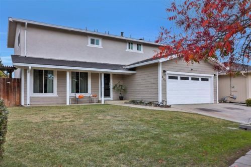 807 Ramona Way, Gilroy, CA 95020-4012