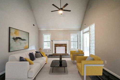 154 Parkside Dr, Stockbridge, GA 30281-6902