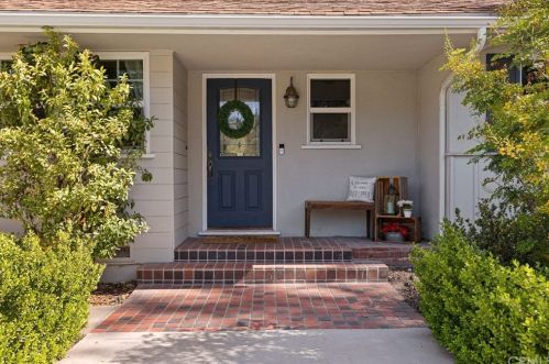 1691 Garden St, Redlands, CA 92373-7109