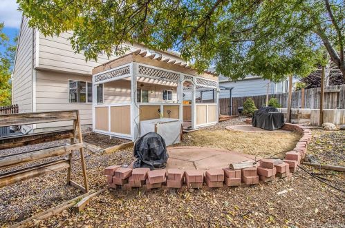 22844 Progress Ave, Denver CO  80015-6553 exterior