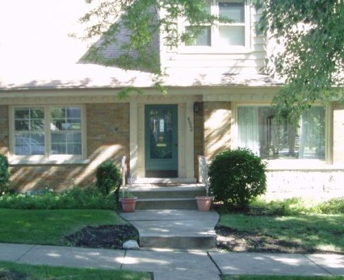 4062 Linden Ave, Western Springs, IL 60558-1252