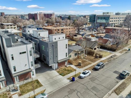 3334 Washington St, Englewood, CO 80113-2730