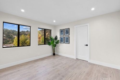 3360 Chevy Chase Dr, Glendale CA  91206-1428 exterior