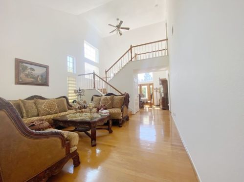 5888 Thornhill Dr, Riverside CA  92507-6467 exterior