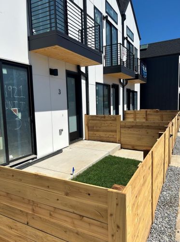 1921 Elk Pl, Denver CO  80211-1250 exterior