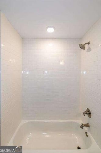 1864 Center Ave, Atlanta GA  30344-4656 exterior