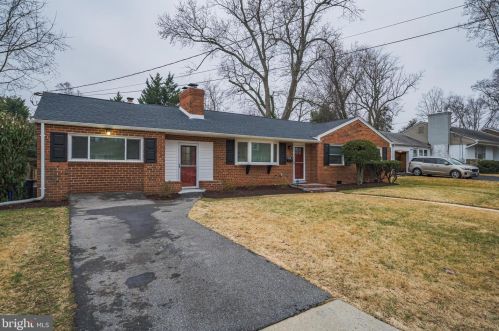 429 Northwest Dr, Silver Spring, MD 20901-4416