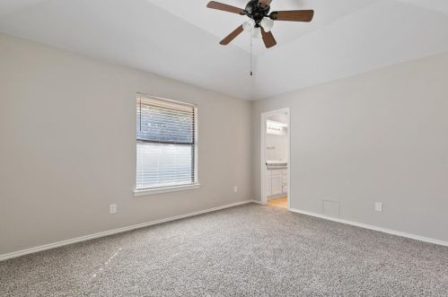 2709 Rdg Rd, Fort Worth TX  76133-7723 exterior