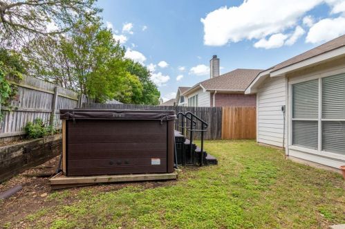 6701 Andress Dr, Fort Worth TX  76132-2999 exterior