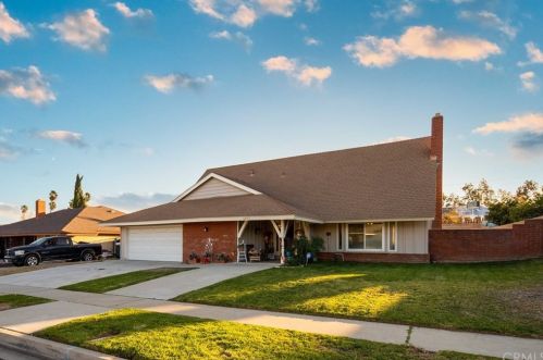 6072 Geremander Ave, Rialto, CA 92377-4047