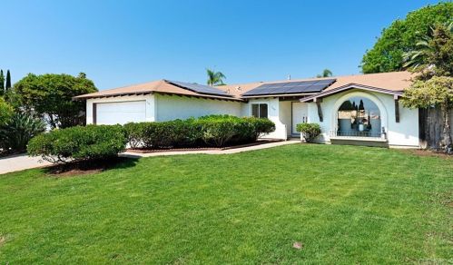 1160 Harding St, Escondido, CA 92027-1409