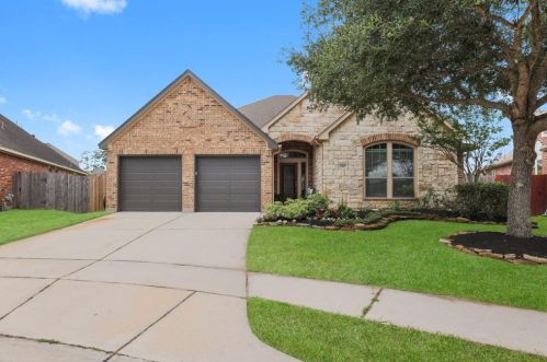 2707 Oak Pass Ct, Conroe TX  77385-2765 exterior