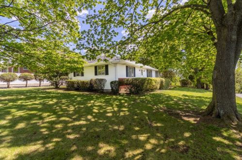 673 Davidson Dr, Rochester, PA 15074-1205