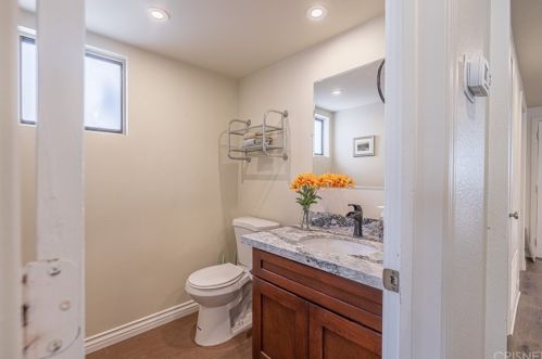 42336 La Gabriella Dr, Lancaster CA 93536-4388 exterior