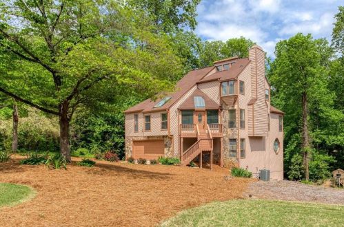 2850 Wendy Springs Ct, Marietta, GA 30062-5280
