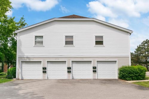 262 Inverrary Ln, Bannockburn, IL 60015-3602