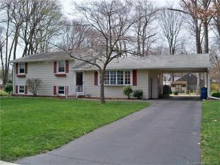 17 Balsam Rd, Wallingford, CT 06492-5208