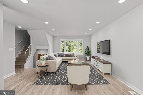 12308 Aztec Pl, Woodbridge VA  22192-1804 exterior