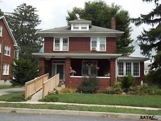 25 Keesey St, York, PA 17402-2308