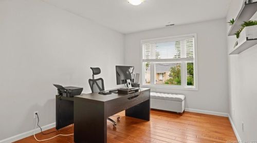 8 Cedar Crest Pl, Norwalk CT  06854-1402 exterior