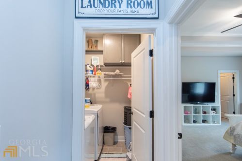 2368 Cotton Gin Row, Jefferson GA  30549-8811 exterior