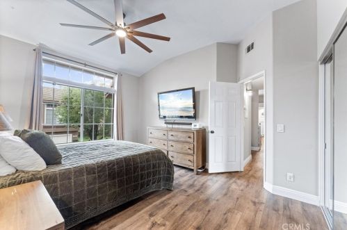 537 Hollydale Ln, Anaheim CA  92808-1931 exterior