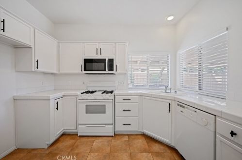 1841 Rue Chablis, San Jacinto, CA 92583-5814