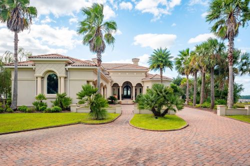 1962 Sandy Point Ln, Mount Pleasant, SC 29466-8663