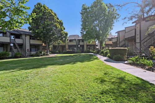 732 Sterling Dr, San Leandro CA 94578-4172 exterior