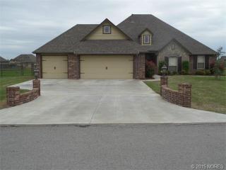 5926 138th St, Collinsville, OK 74021-5745
