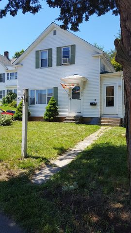 27 Adelaide Ave, Warwick, RI 02886-0702