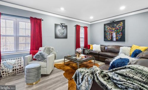 12189 Cinnamon St, Woodbridge VA  22192-1707 exterior