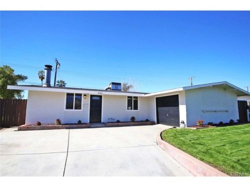940 Barbra Ln, Redlands, CA 92374-3654