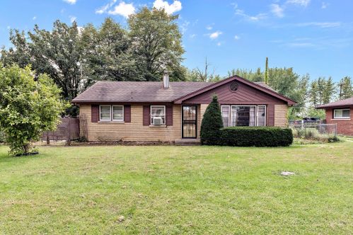 850 Roxanna Cir, Kankakee, IL 60901-8170