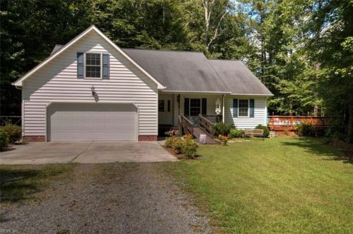 3751 Ford Hill Ln, Zanoni, VA 23061-3199