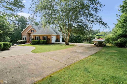 9097 Beechwood Pl, Villa Rica, GA 30180-7680