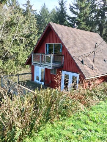 5065 Patrick Creek Dr, Mckinleyville, CA 95519-9420