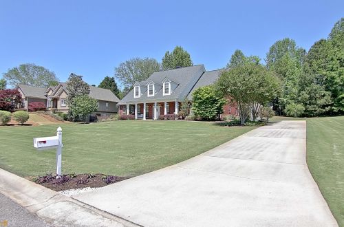 40 Tillinghast Trce, Newnan, GA 30265-6010