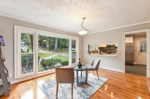 2777 Hedgewood Dr, Atlanta GA  30311-1231 exterior