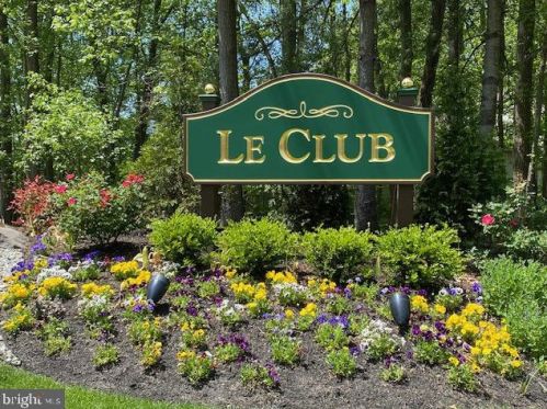 227 Derry Hill Ct, Mount Laurel NJ  08054-3709 exterior